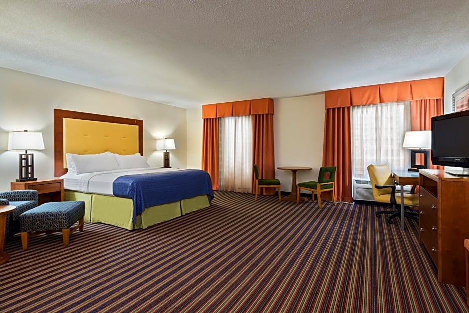 Holiday Inn Petersburg North- Fort Lee, an IHG Hotel