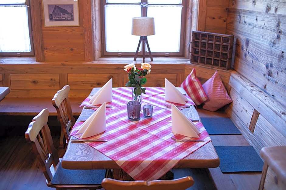 Hotel zum Hirsch