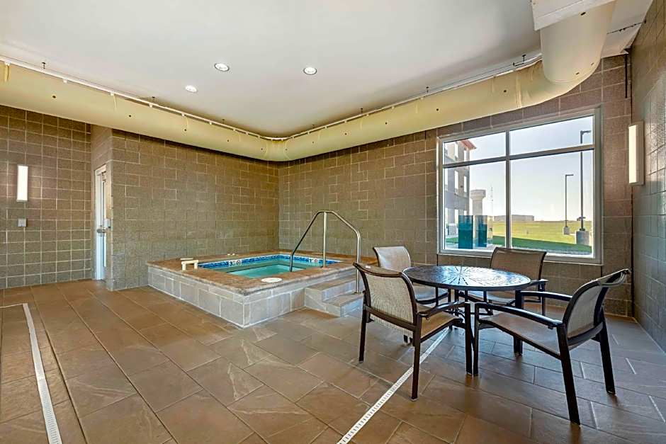 Best Western Plus Lakeview Hotel