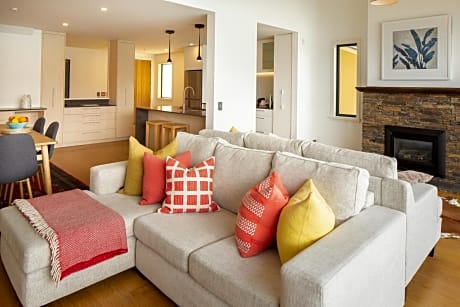 Lakeview Premium Two-Bedroom Villa