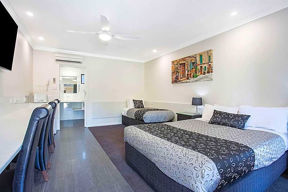 Comfort Inn May Park