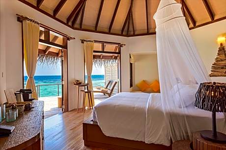 Water Villa with 20% off on SPA
