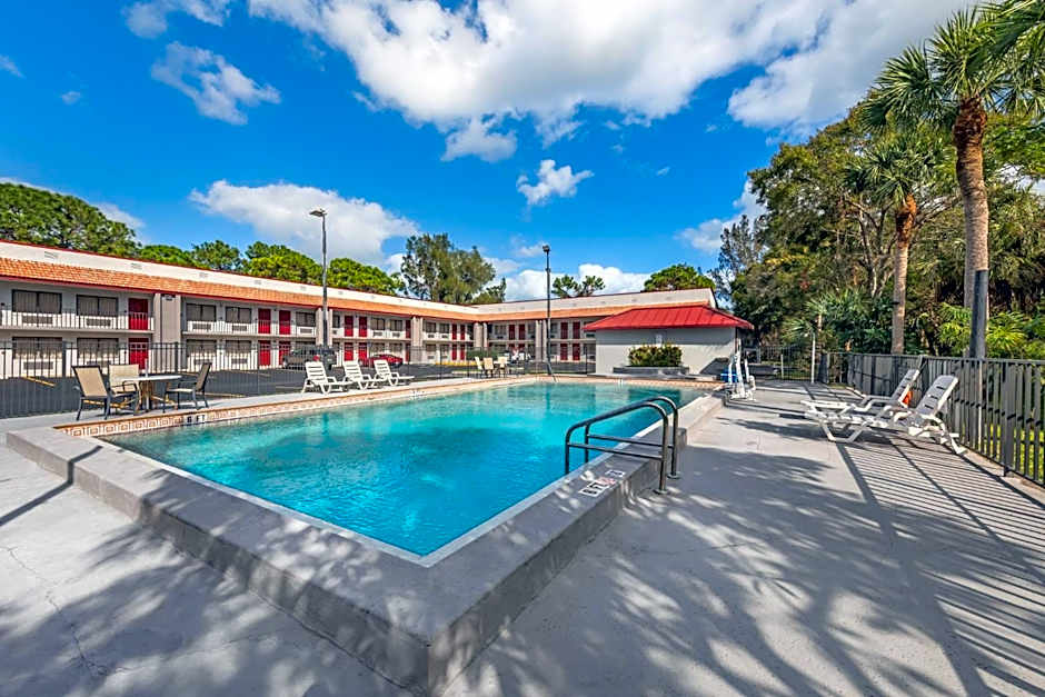 Red Roof Inn Ft. Pierce