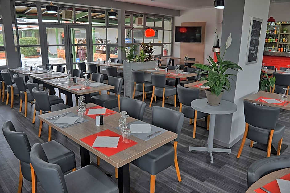 Hotel Restaurant Les Jardins D'Epone