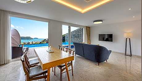 Pool Villa Suite Room