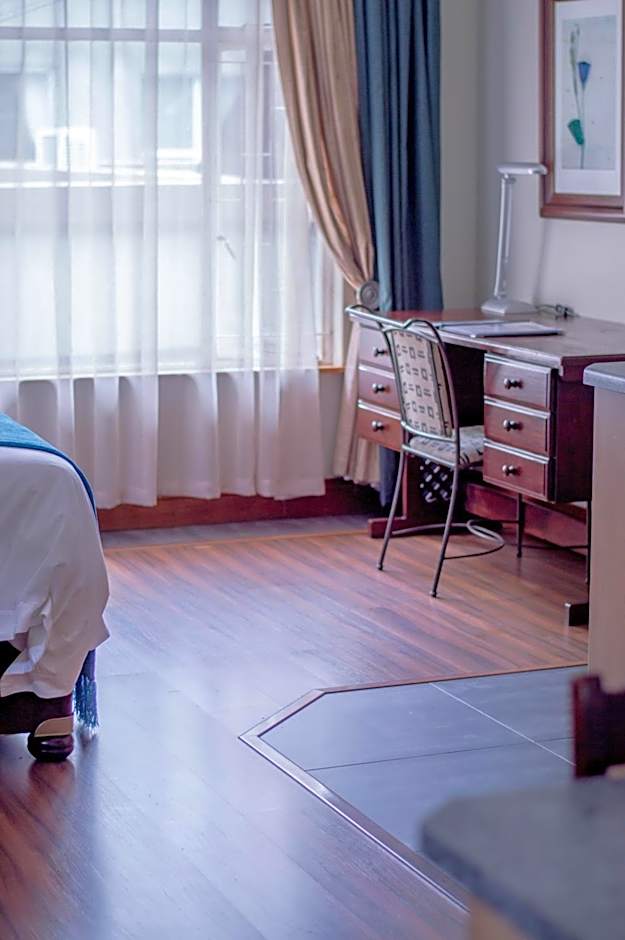 314 on Clark Guest House