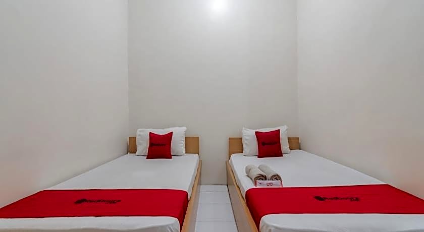 RedDoorz near Universitas Siliwangi Tasikmalaya
