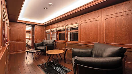 Sekirer - Stay In A Train