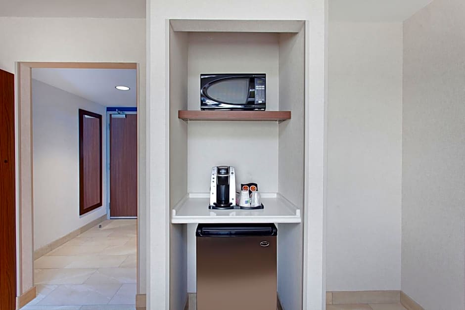 Holiday Inn Express West Los Angeles-Santa Monica By IHG