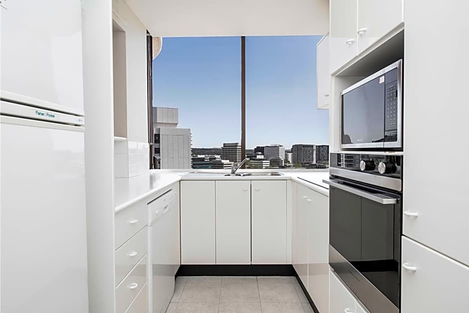 BreakFree Capital Tower Canberra