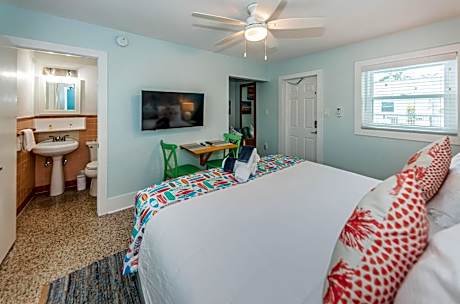 Studio with Pool View