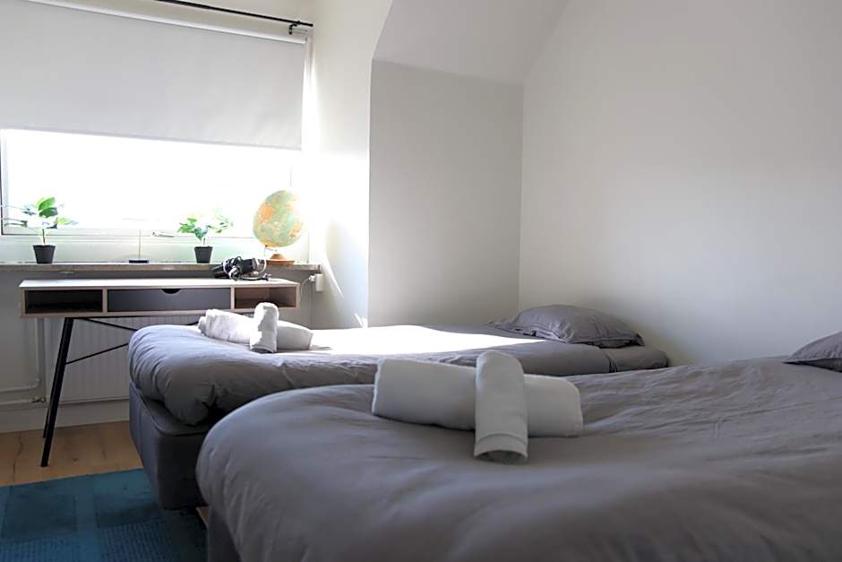 Alyhr Apartments