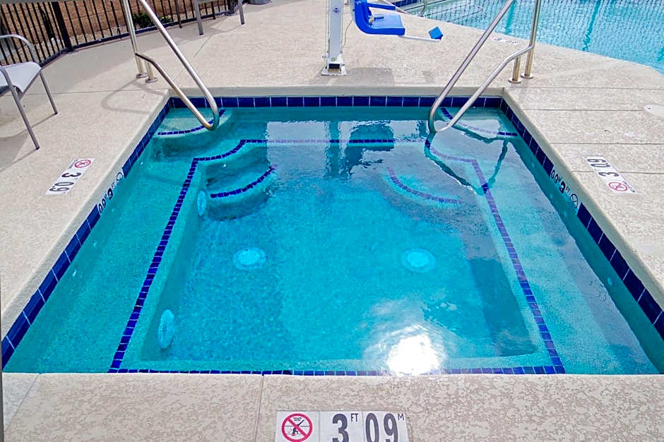 Holiday Inn Express & Suites Phoenix  Tempe By IHG