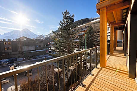 Double or Twin Room with Balcony