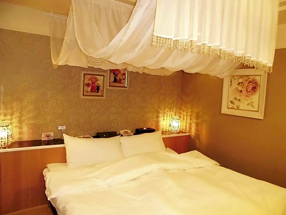 Hotel D.D