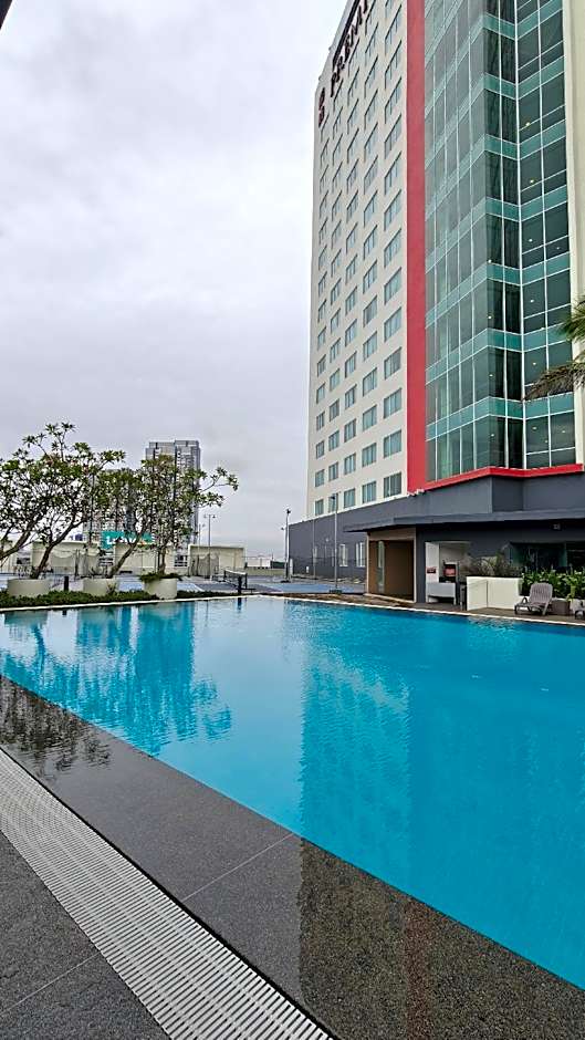 Premiere Hotel - Complimentary Shuttle to Klang Wholesale Market