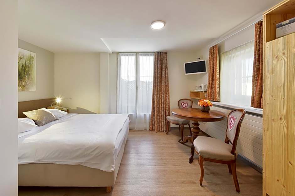 Hotel Hirschen & Weinschenke