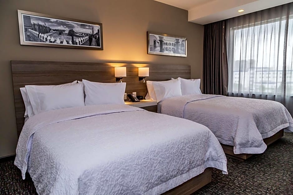 Hampton Inn & Suites By Hilton Puebla