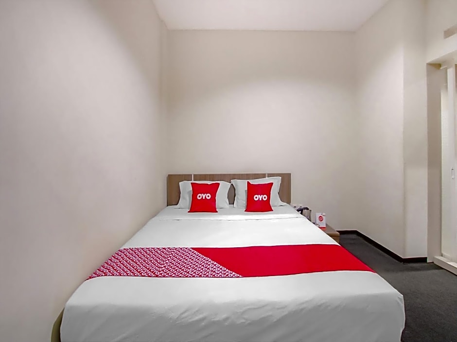 OYO 4004 Vivo Rooms