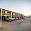 Spinifex Motel and Serviced Apartments