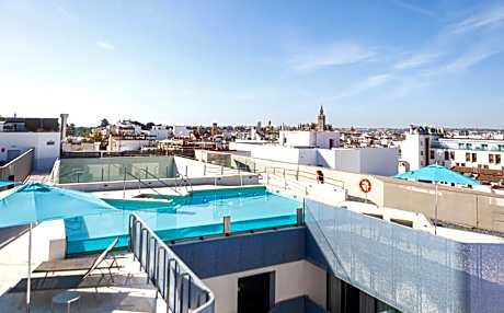 Hotel Macia Sevilla Kubb