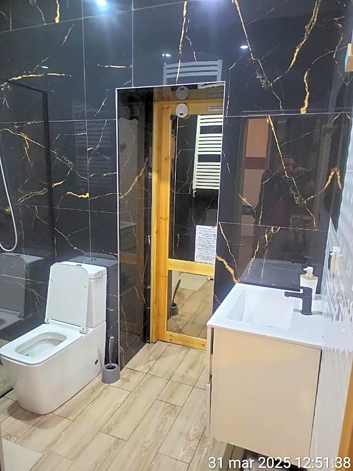 Apartamenty PRETTY WOMAN meldunek samodzielny 24h - noclegi Bytom Chorzów Katowice