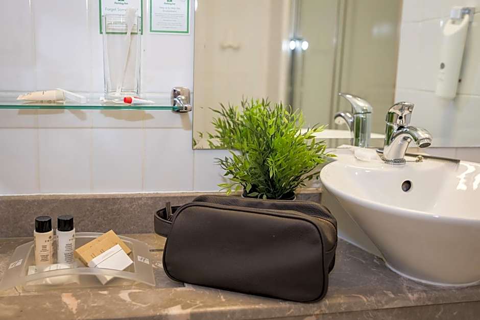 Holiday Inn Manchester West By IHG