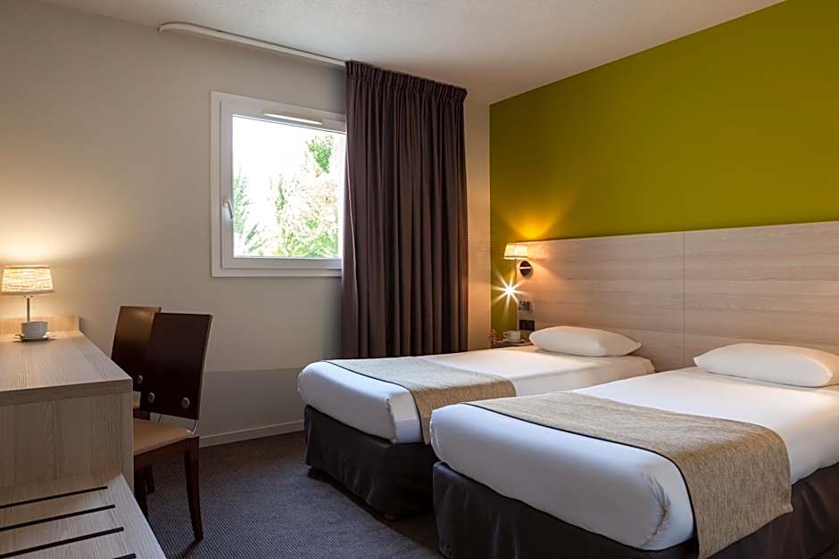 Photo 1 of 8 of Comfort 1 Double Bed or 2 Beds