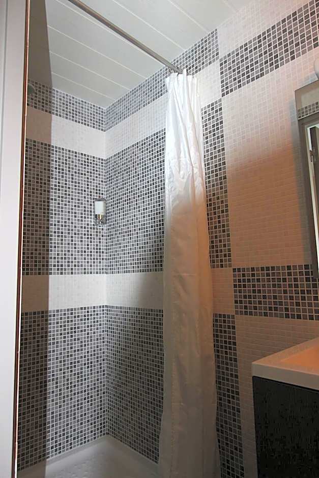 Residence Hoteliere Sarah Bernard