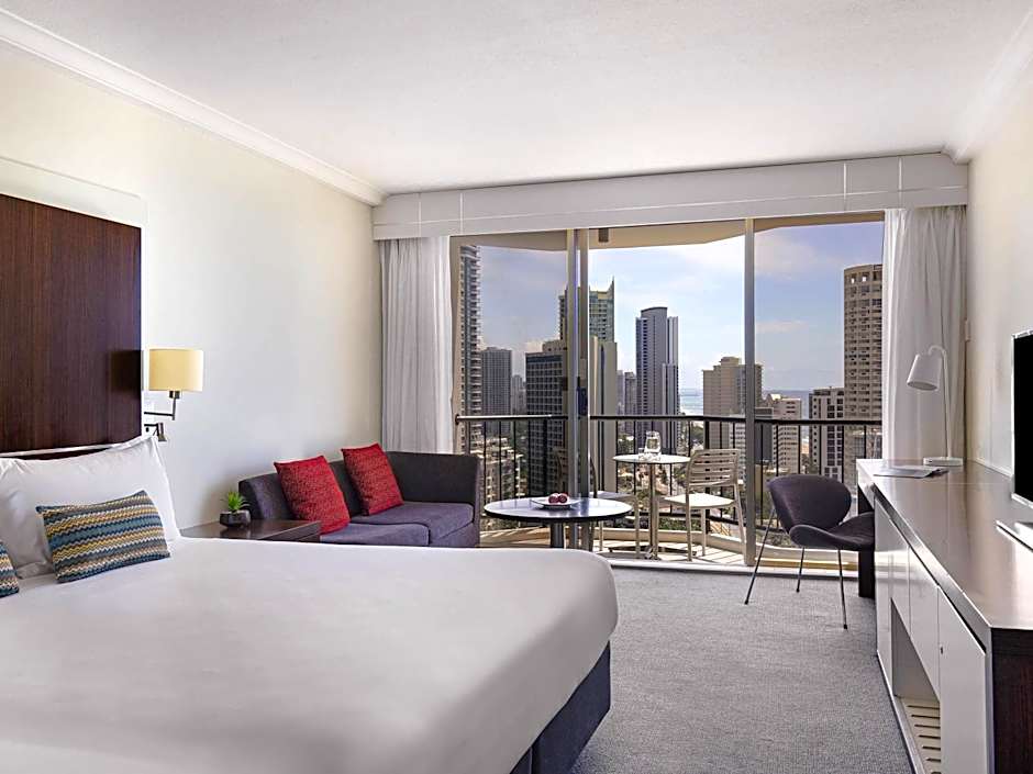 Mantra on View Hotel