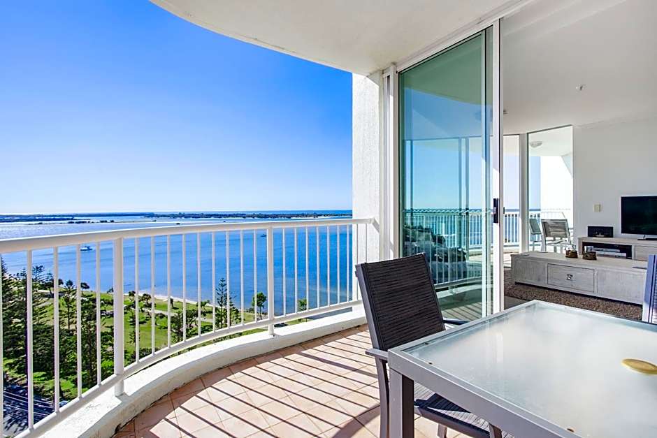 Crystal Bay On The Broadwater