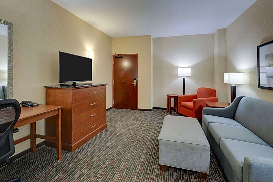 Drury Inn & Suites Charlotte Arrowood