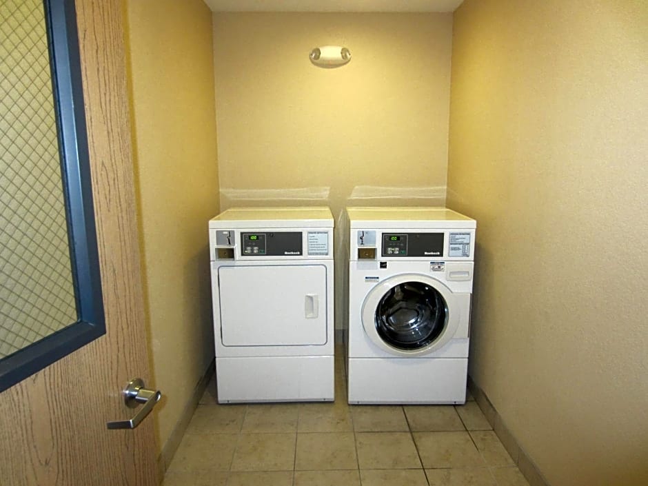 Holiday Inn Express Hotel & Suites Lexington By IHG