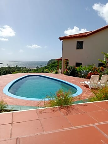 Fond Bay Suites Hotel