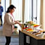 Holiday Inn & Suites Oakland - Airport by IHG