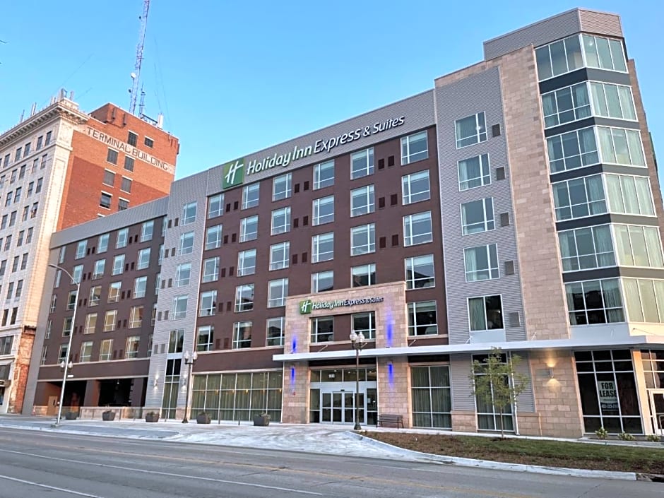 Holiday Inn Express & Suites - Lincoln Downtown By IHG