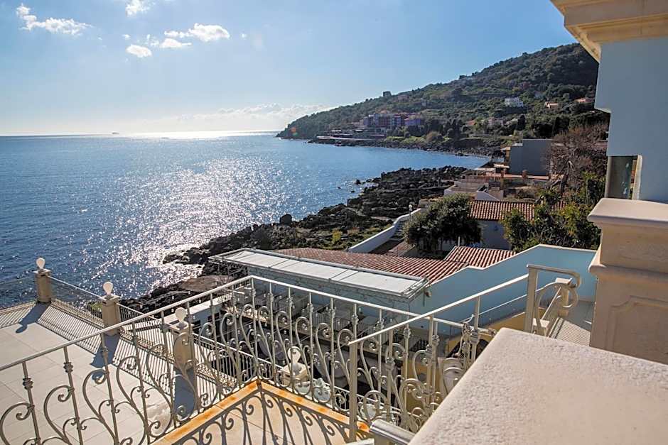 B&B Acireale - Il Cavalluccio Marino Fronte Mare
