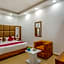 Hotel Rahul Palace