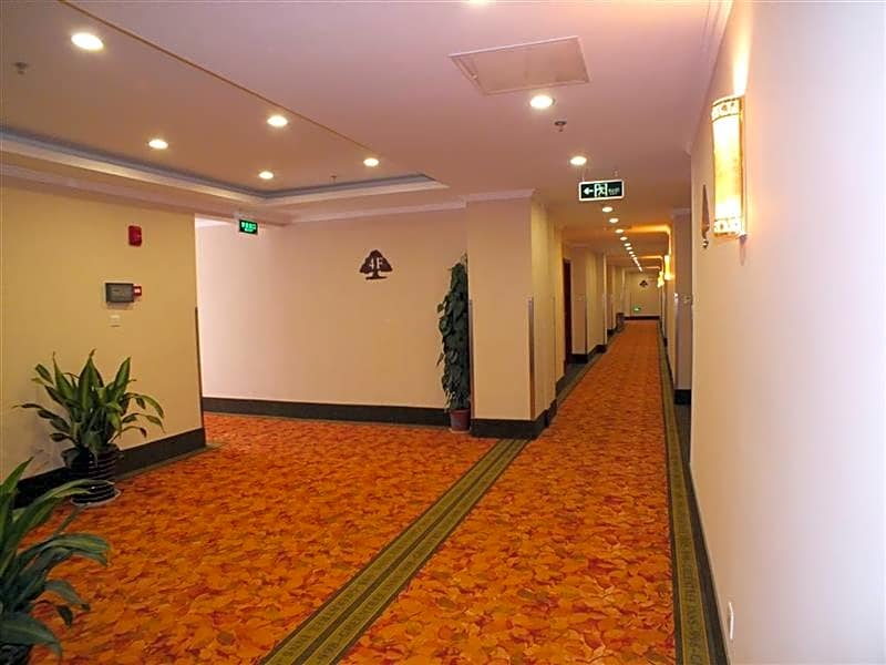 GreenTree Inn Xuzhou High Speed Railway Station Express Hotel