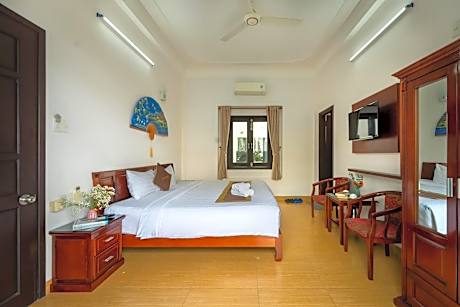 Double or Twin Room with Garden View