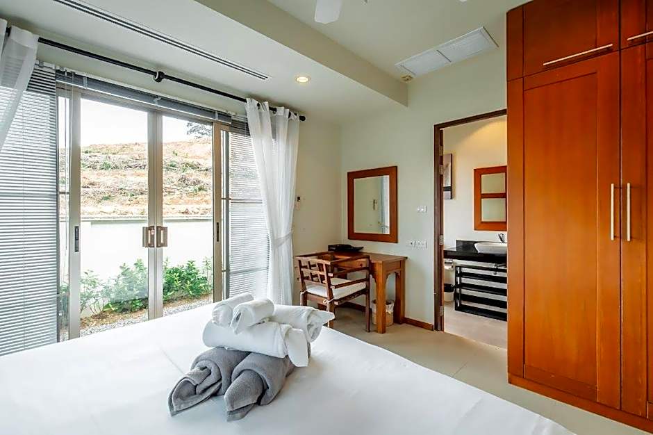 Ivory Pool Villa in Nai Harn