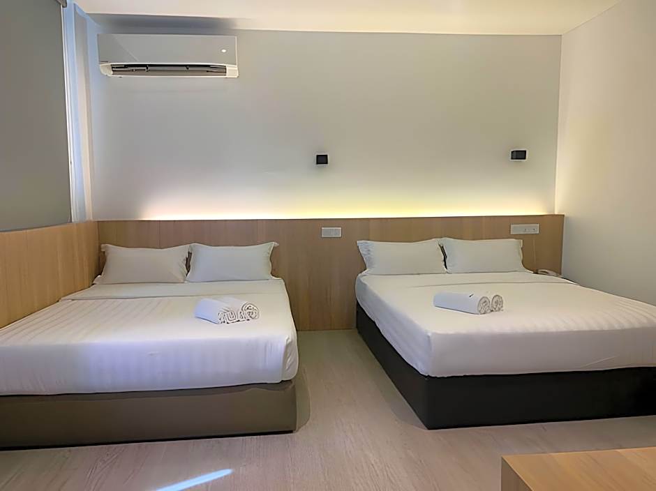 THE DAILY HOTEL