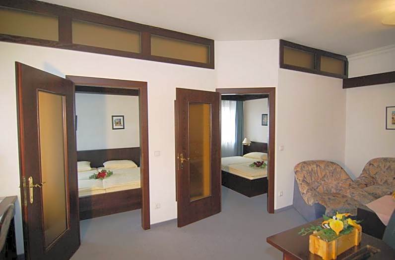 Hotel Goldener Hirsch