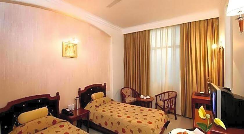 Hotel Grand President