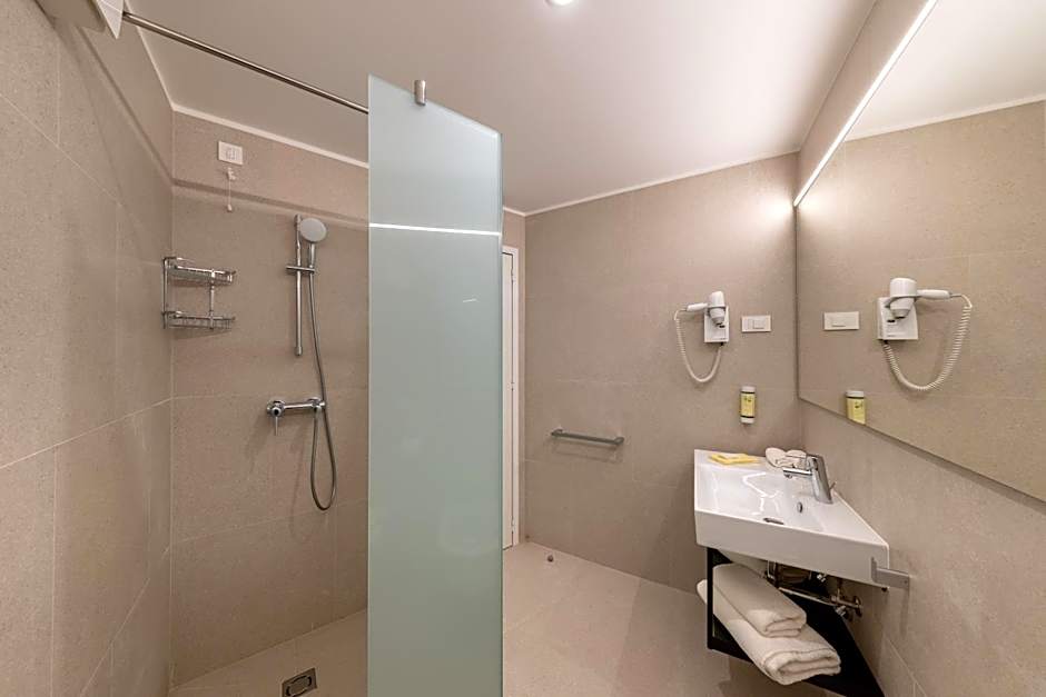 RIVALMARE BEACH Boutique Hotel