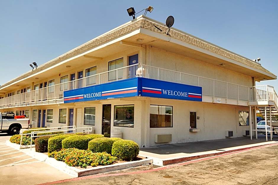 Motel 6-Irving, TX - Dallas