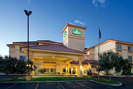 La Quinta Inn & Suites by Wyndham Albuquerque Midtown