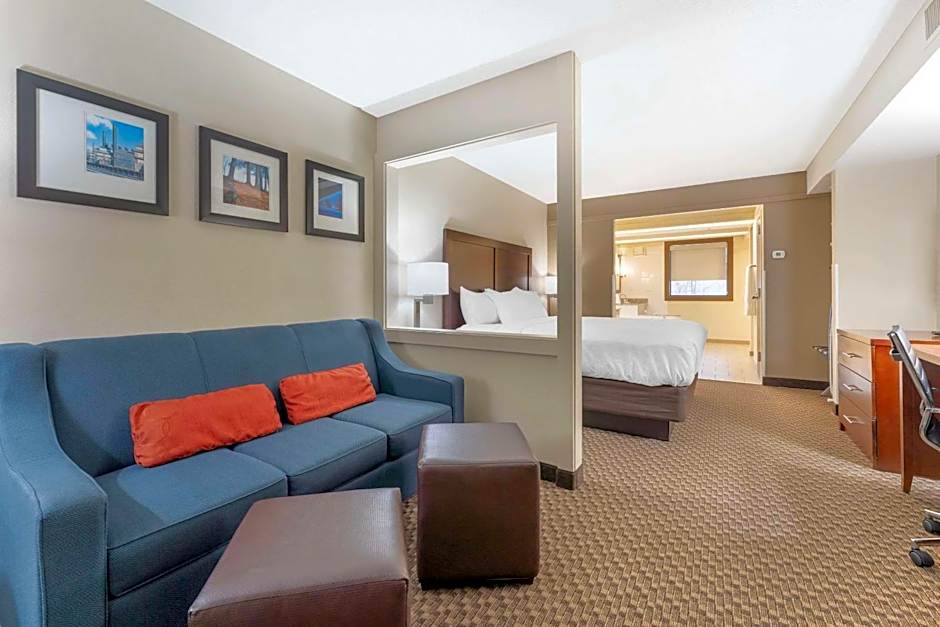 Comfort Inn & Suites