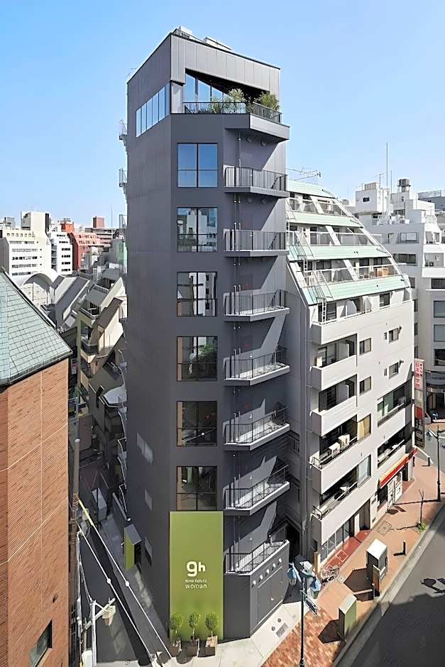 9h nine hours woman Shinjuku sleep lab