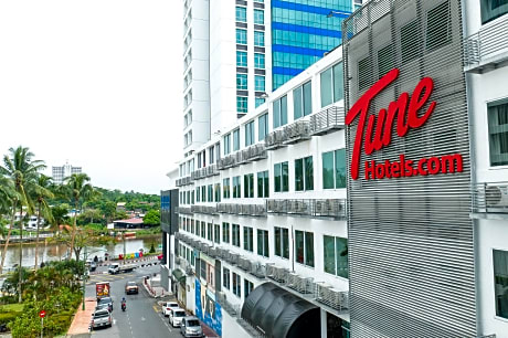 Tune Hotel - Waterfront Kuching